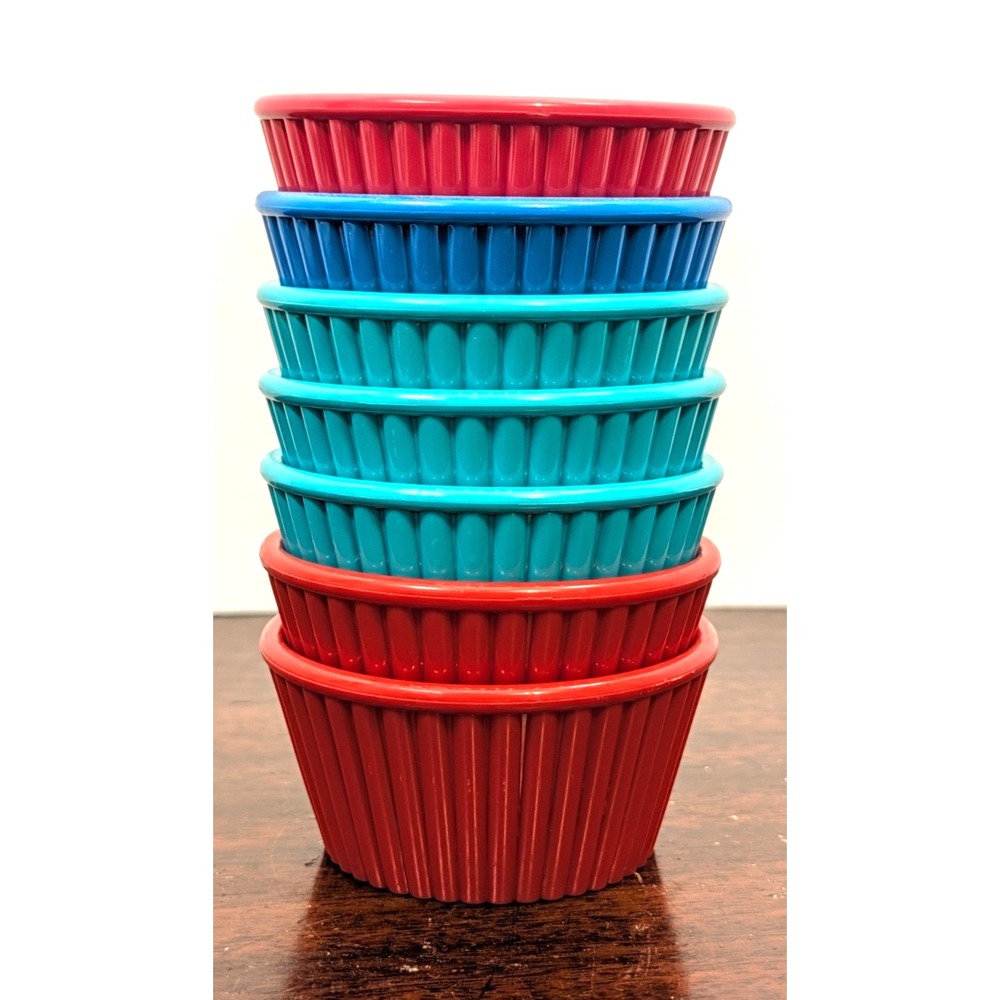 Vintage Gessner Fluted Ramekin 0366A Melamine Bowl Dish Cups Lot of 7 Red Blue